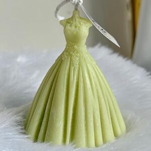 Wedding Dress Bride Decorative Candle – Made with Soy Wax, Ideal for Return Gifts and Wedding Décor, Set of 2 (Light Green, Vanilla)